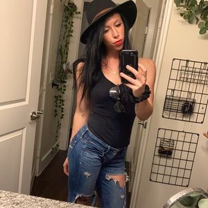 Meet your Posher, Saara